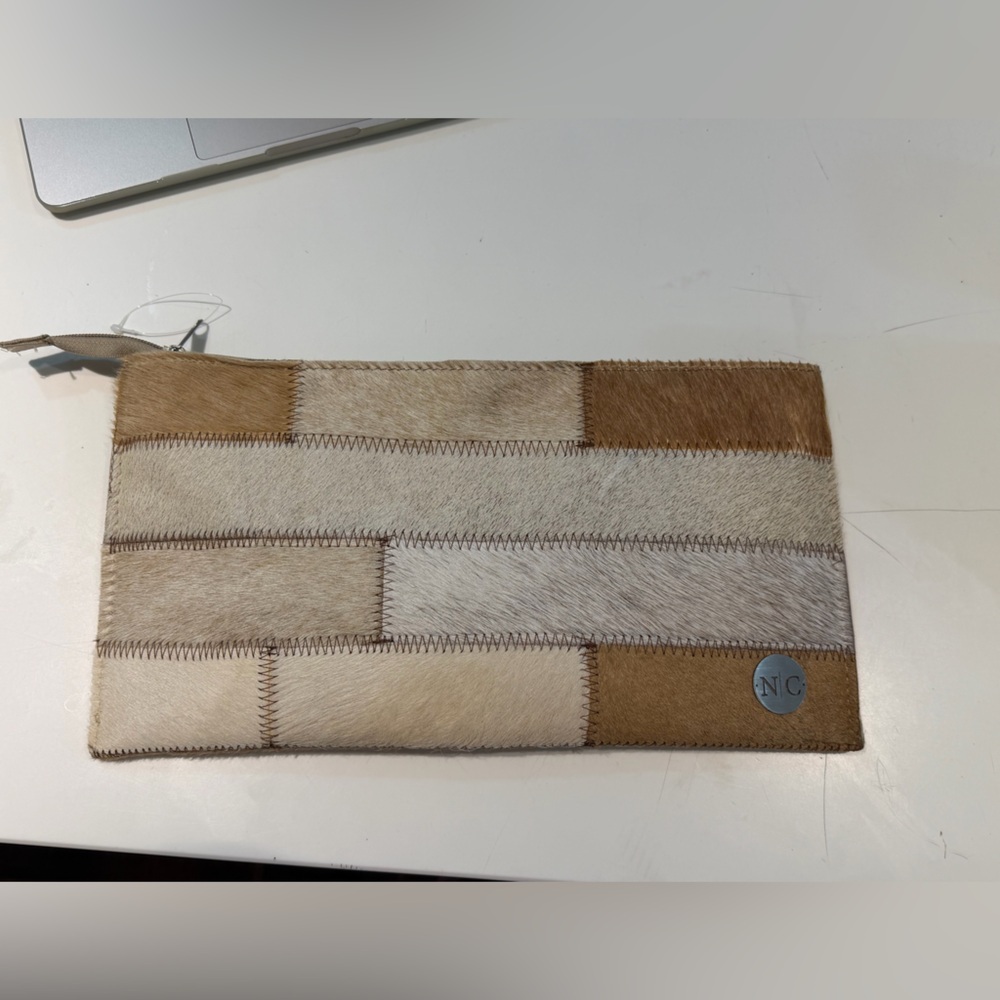 N.C Cowhide Patchwork Fur Clutch
